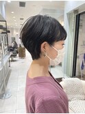 グレージュカラー　ショートスタイル
