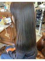 ハグヴィアン(HUG BIEN)&nbsp;濃いアッシュとプレミークトリートメント