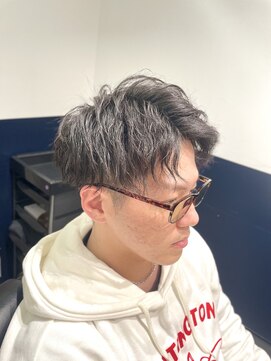 リバティシェアバーバー 銀座(LIBERTY SHARE BARBER) ツイスパ/ツイストスパイラル/メンズパーマ/メンズマッシュ