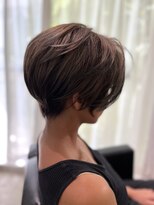 ツムグ 代官山店(TUMUGU)&nbsp;白髪ぼかしアッシュブラックミントアッシュ×小顔ショートボブ