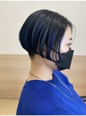 【刈り上げハンサムショート×ブルーグラデーション】