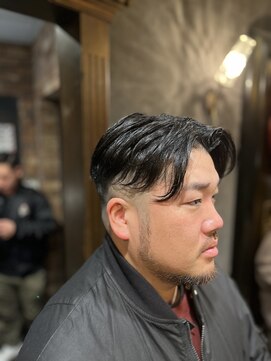 ヒロギンザ 横浜店(HIRO GINZA) センターパートスタイル