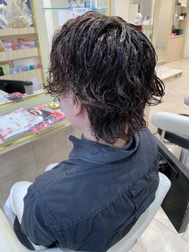 アッシュ 仙川店(Ash) 多毛 クセ毛 白髪 50代女性 クセを活かしたウルフカット