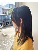 インナーカラー　スモーキーベージュ　前髪長め