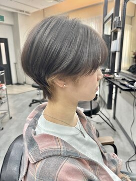 エス 天満扇町(esu) IS12くびれショート×インナーカラー