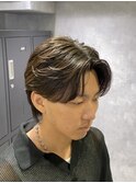 シルエットも収まりも綺麗になる!ウルフフェザーパーマ