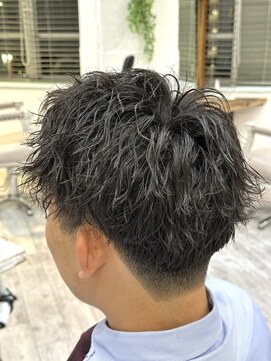 ロストシティ 横浜(LOST CITY) ピンパーマ×ショートスタイル