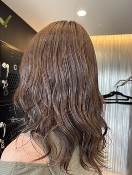 ワーズ インターナショナル(Words international) 人気のアッシュベージュ　[muro]