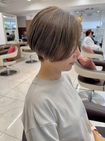 アッシュ 下北沢店(Ash) 白髪ぼかしカラーのハンサムショート