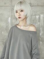 ドロシー(dorothy) ハッシュウルフ ウルフ ハッシュカット ホワイトカラー