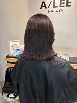 アイリー 名古屋(A/LEE) ラベンダーグレー/外ハネ/透明感カラー