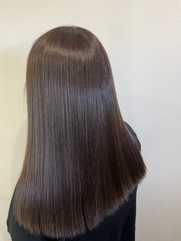 デフラグ(DEFRAG-Peridot huit-)の写真/【縮毛矯正特化型サロン】縮毛矯正の講師として活躍するスタイリストが在籍！どんなお悩みもお任せください