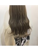 ミルクティーベージュ