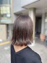 ルシア(LUCIA) 外ハネグレージュカラー