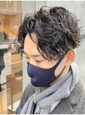 センターパートツーブロックコンマヘアツイストスパイラルパーマ