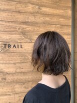 トレイル(TRAIL) 動きのあるボブスタイル