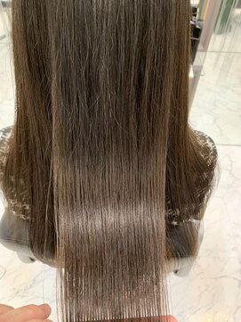 エスカーラ 表参道(THE ESCALA) @m_ayu/くびれヘア/タビラマユミ