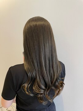 チーモ ハッピー ヘア メイク(CheeMo happy hair make) 女性らしいつやつやロングヘア