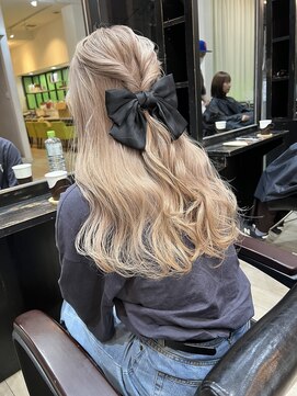 ノエ 心斎橋(Noe) ブリーチ2回ミルクティーベージュ