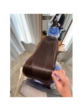 ラヴィエ(RAVIE) 【半田・髪質改善】縮毛矯正/トリートメント/マンツーマン