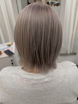 ソッチ(sotti.)&nbsp;2ブリーチのホワイトグレージュ