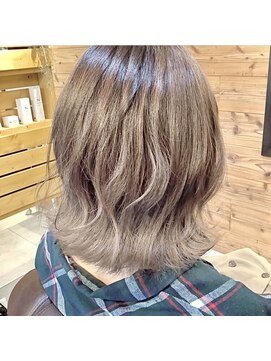ネスタ ヘアー グラウンド(NESTA hair ground) エアータッチグラデーション×グレージュミルクティ