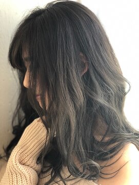 リガナッツ 池袋店(Riganuts) [riganuts 池袋]無造作カールロングヘア