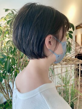 ラーサ(LaHzA) 小顔に見える柔らかショートボブ