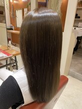 カルム ヘアー レーヴ(Calm hair reve) オリーブベージュ