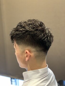ヒロギンザバーバーショップ 大宮店(HIRO GINZA BARBER SHOP) スパイラルスペインカールスキンフェード/大宮/バーバー