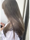 ブリーチハイライトで作るグレージュカラー  【二子玉川】