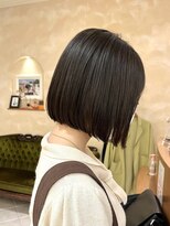 ビュートリアム265(BEAUTRIUM 265) 黒髪ボブ 切りっぱなしボブ ストレートボブ 前髪ありボブ 美髪