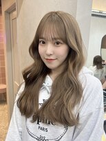 ラルムバイシー 新宿(LARME by Sea)&nbsp;ミルクティーカラー/ケアブリーチ/韓国ヘア/レイヤーカット/前髪
