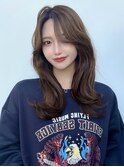 くびれヘアフェミニンロングメルティカラーセンター分け