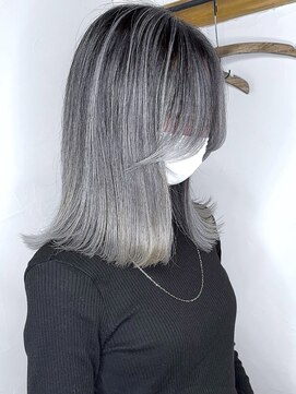 ブレイズヘアー(BLAZEhair) 【完全モノトーン】ホワイトバレイヤージュ×ブリーチ２回
