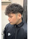 スペインカールプードルパーマスパイラルパーマ刈り上げフェード
