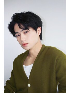 ツーダブル 大阪梅田(WW..) ツイストスパイラルパーマ波巻きスパイラル刈り上げマッシュ