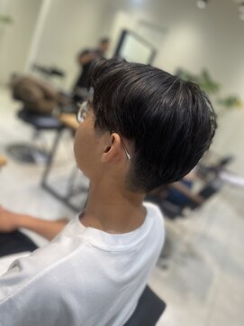 ケンジ 南林間(KENJE) メンズカット 【南林間駅】