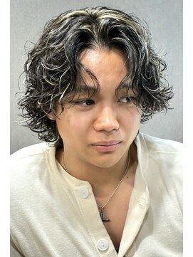 リア(Li'a) ハイライトサーフカール×グランジパーマ×名古屋サーフカール