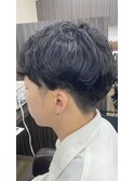 シースルーセンターパート韓国マッシュ黒髪刈り上げツーブロック
