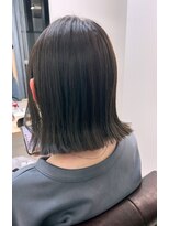 エレノア 自由が丘店(Eleanor)&nbsp;自由が丘/切りっぱなしボブ/トリートメント/イルミナカラー