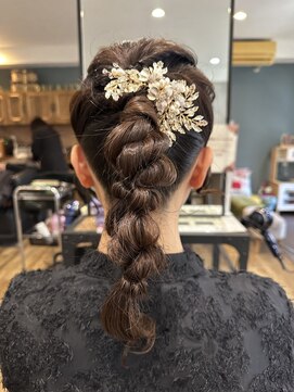 エミシア(emicia) ヘアセット