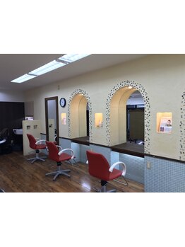 【キッズスペースあり】お子様連れでも気軽に通える実力派サロン★ママさんも癒し時間をゆっくり過ごせる♪