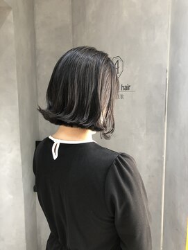 オーストヘアー リュウール(Aust hair Lueur) 外ハネボブ