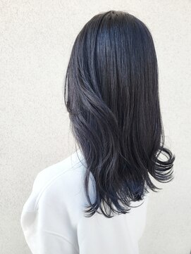 ゴットラトゥール(GOTTO LATOUR) ブルージュ大人可愛い美髪ふんわりカールモテ髪アッシュカラー