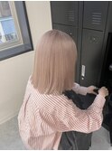 ホワイトベージュ×ボブ