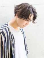 センターパート/緩めパーマ【江畠】