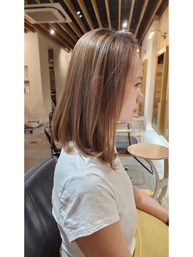 キレイコムデュース(Deuce) ミディアムスタイル