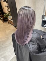 サニー 渋谷(SUNNY)&nbsp;バレイヤージュ、ハイライト、レイヤーロング、グレーベージュ