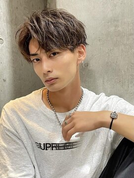 バイフィフス 原宿/表参道(by fifth) 毛流れセンターパートニュアンスパーマツーブロック刈り上げ